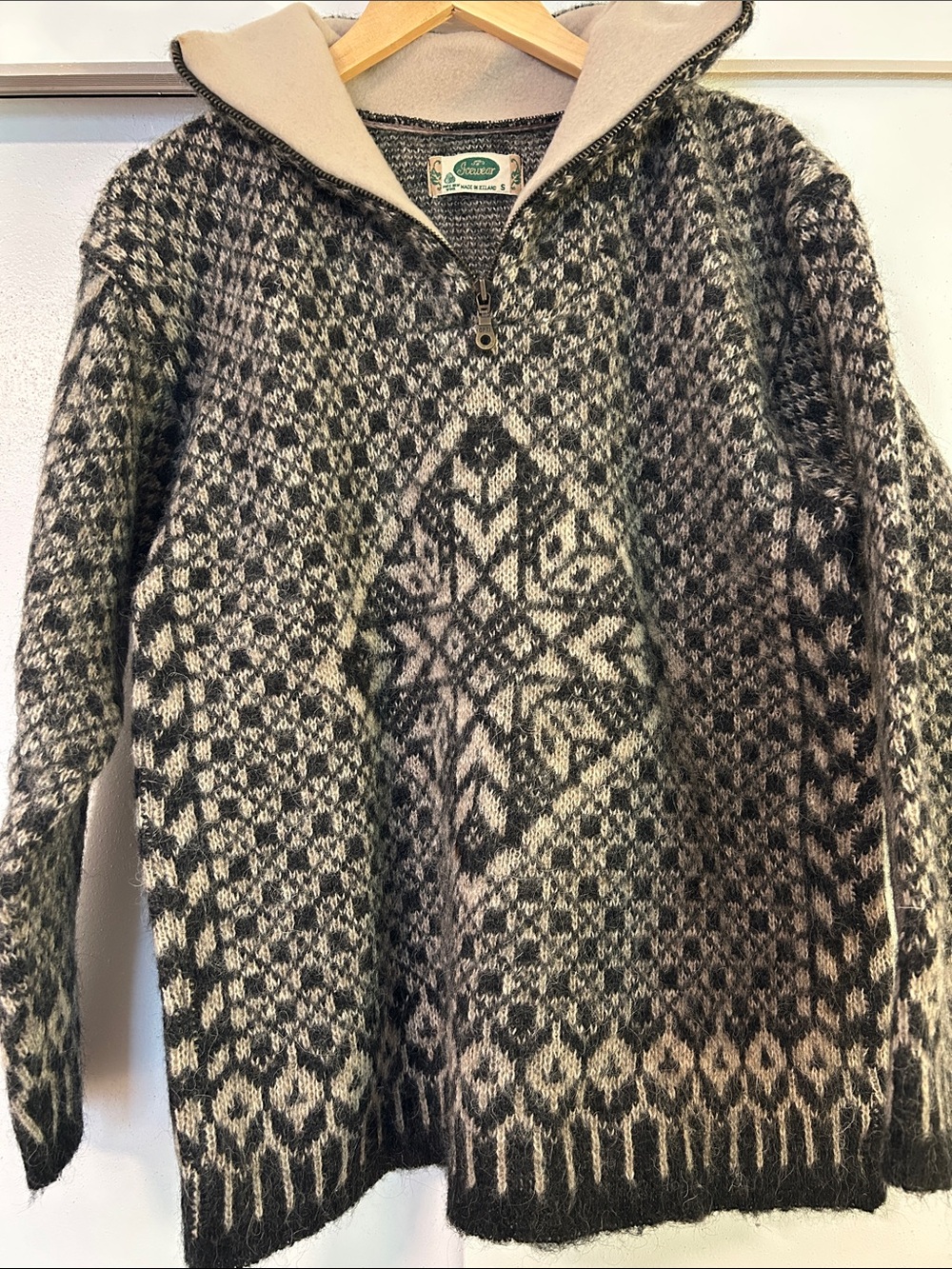Vintage Icelandic Wool Fair Isle Half-Zip Sweater - Black & Cream